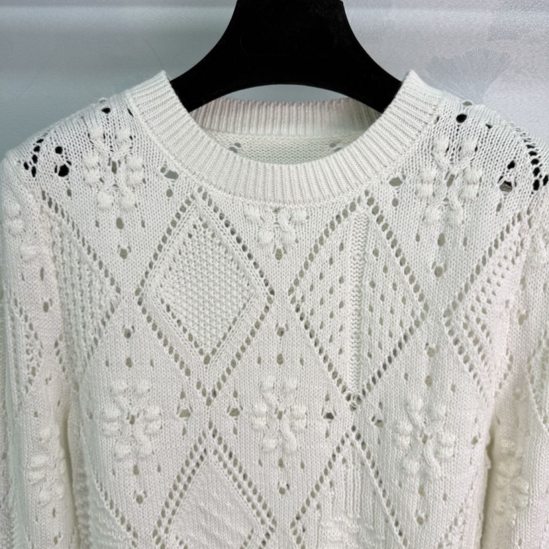 chr1st1an D10r sweaters